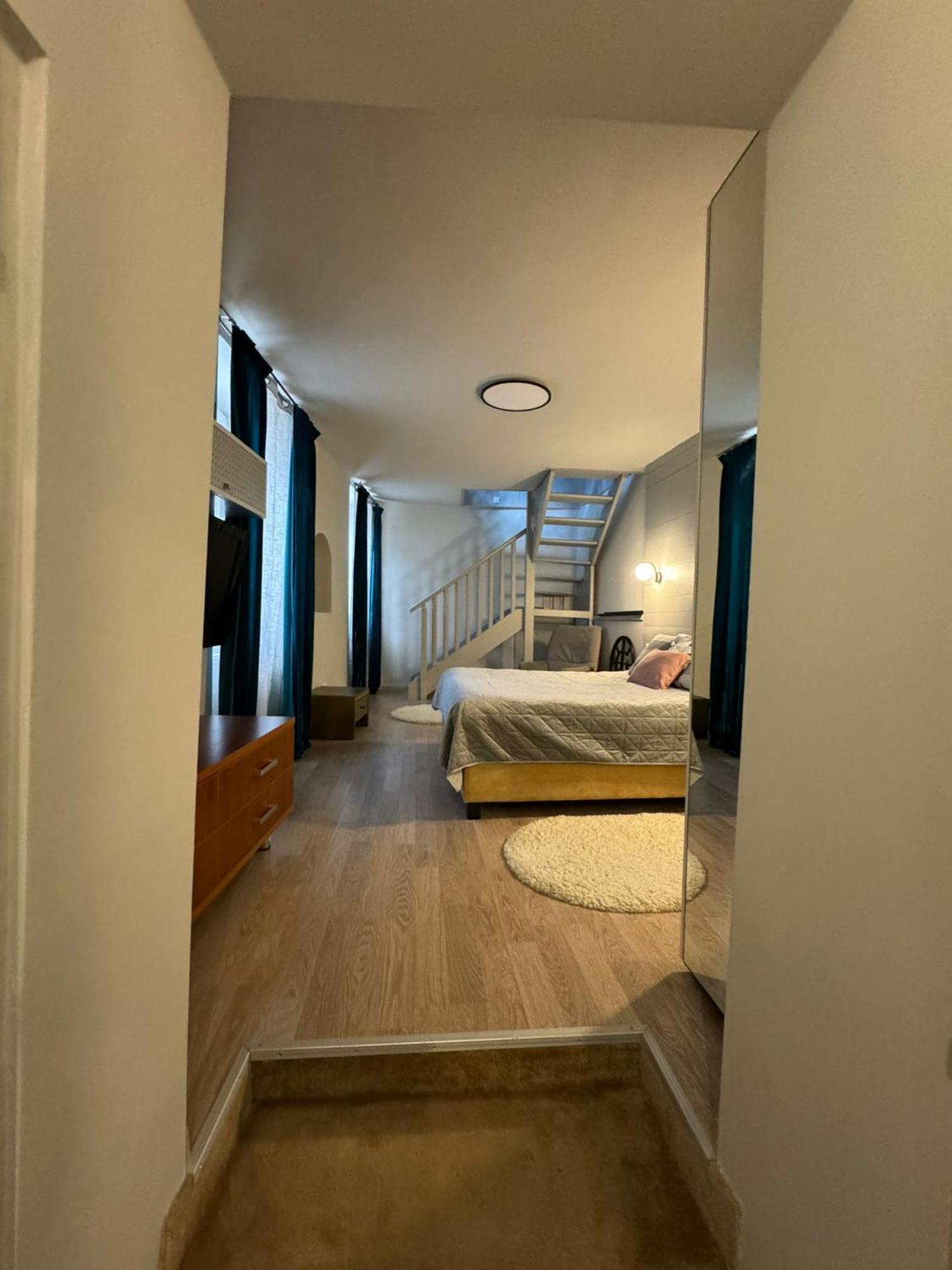 Central Stay Braşov Buitenkant foto